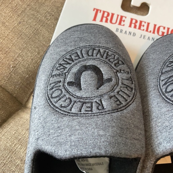 True Religion Slippers - Picture 4 of 5